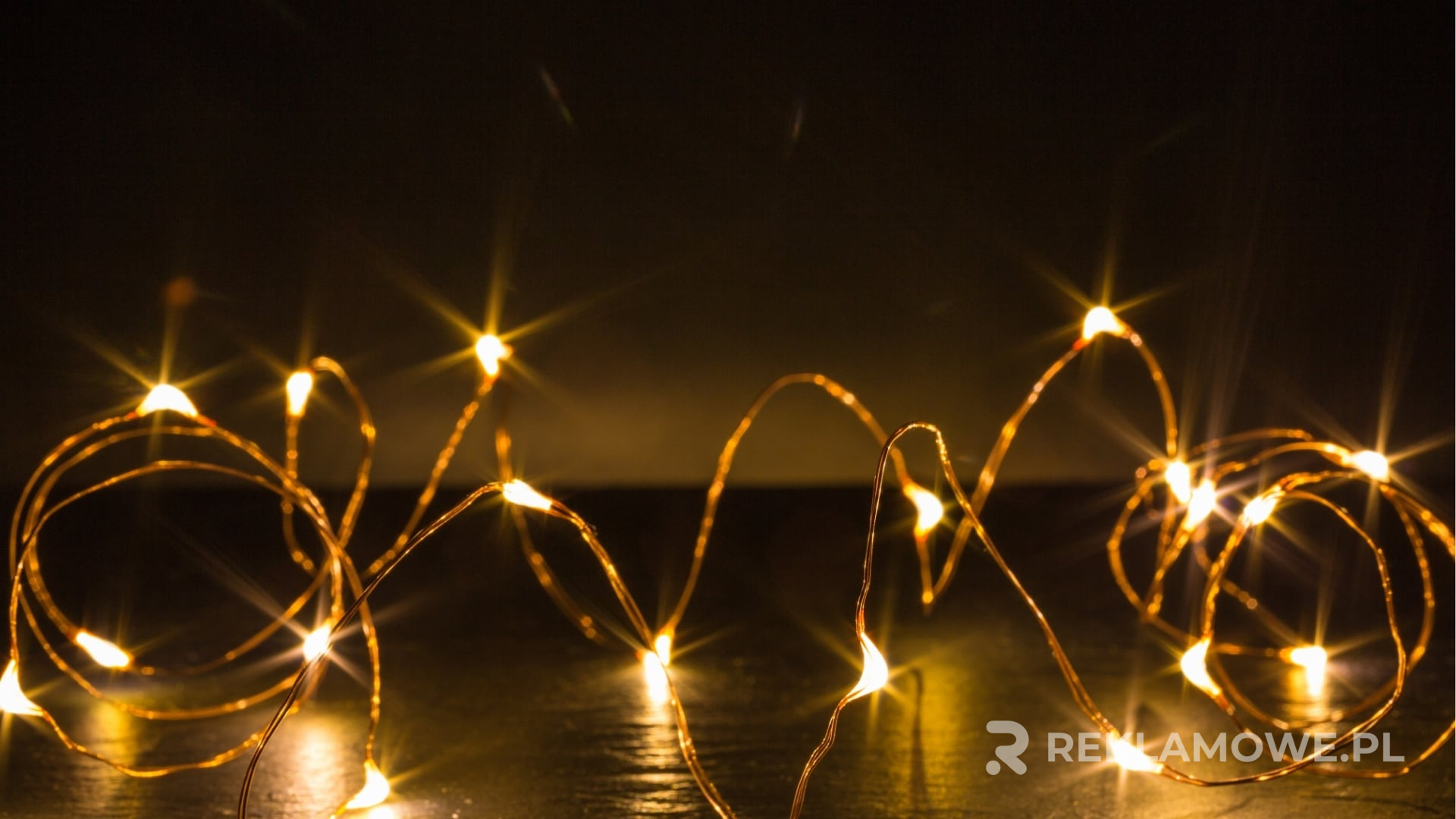 Design lampy reklamowej zwiększający skuteczność kampanii