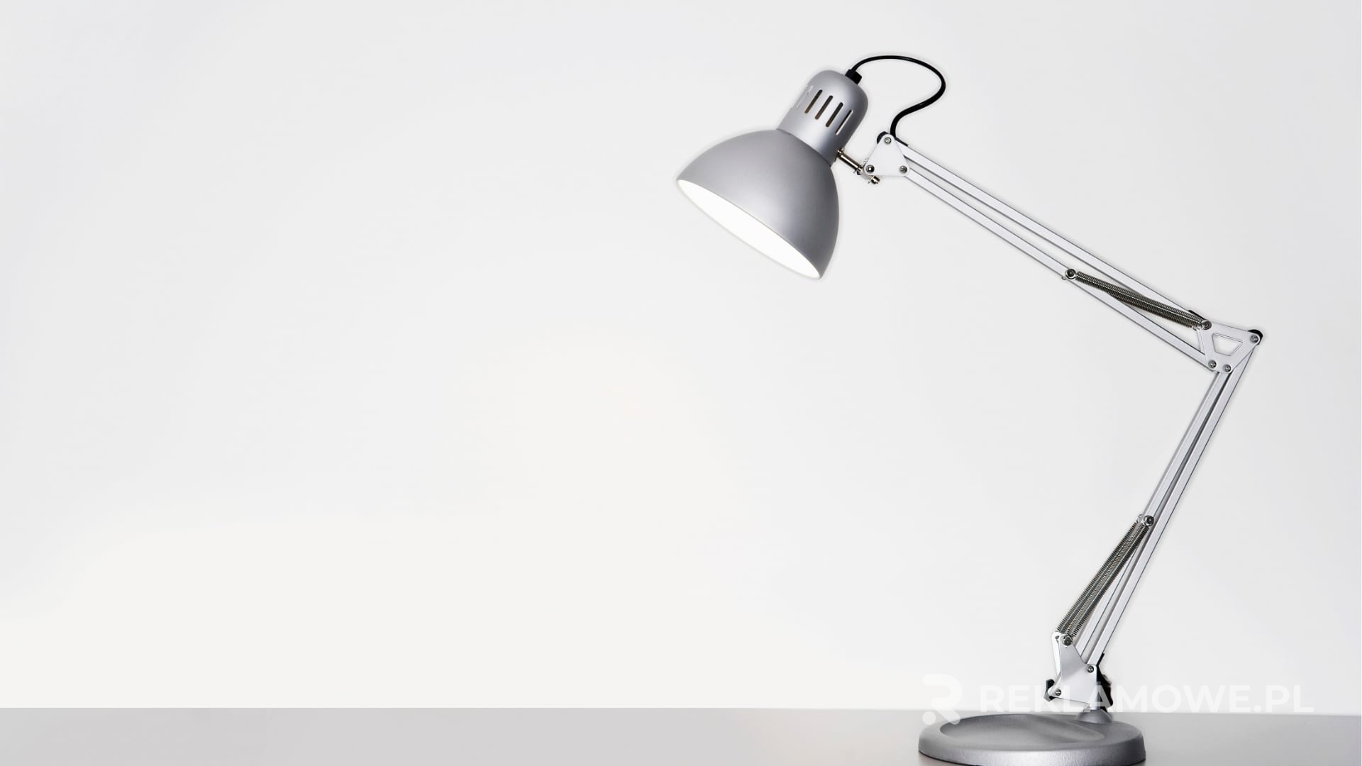 Zastosowanie ekologicznych lamp reklamowych w marketingu Ekologiczne lampy reklamowe