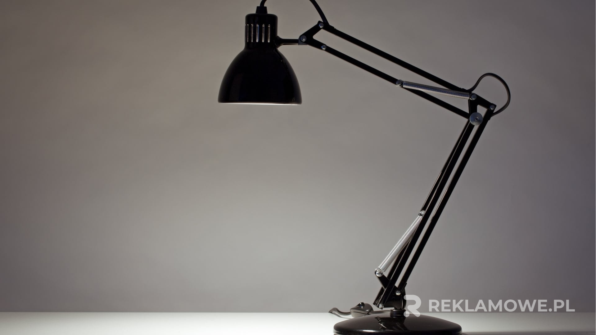 Lampy reklamowe na przestrzeni lat